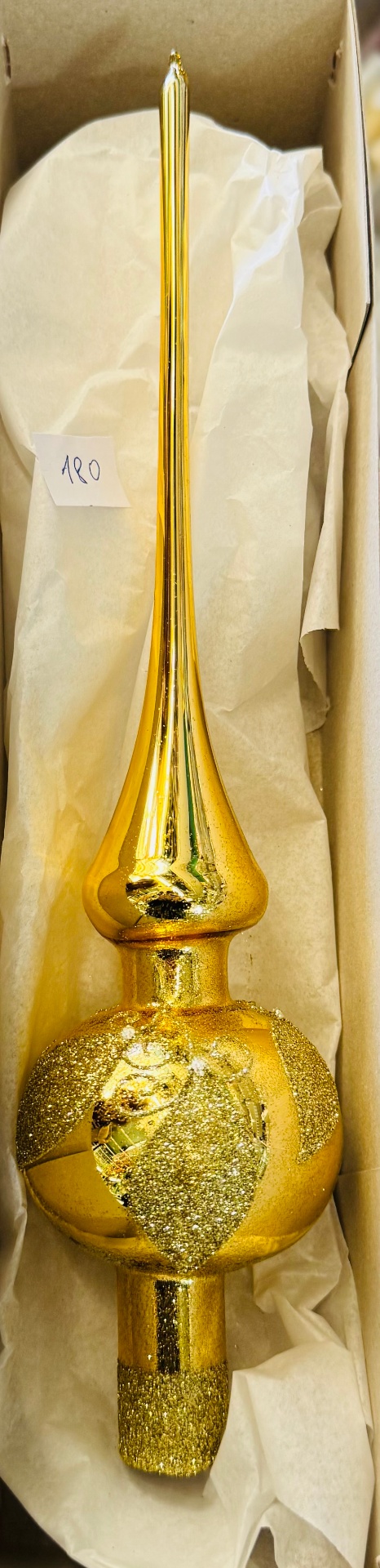 Bohemian Glass shop 13